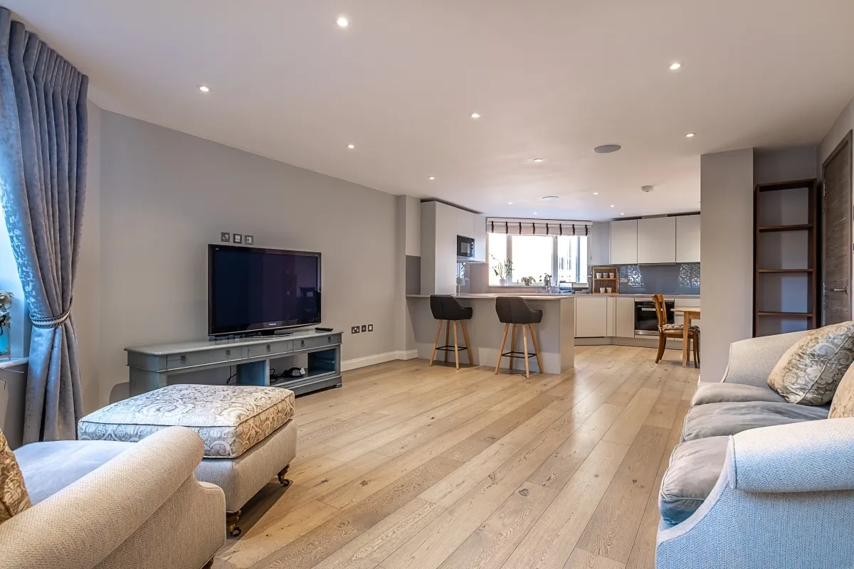 3 bed flat to rent — Ashburnham Mews Westminster SW1P