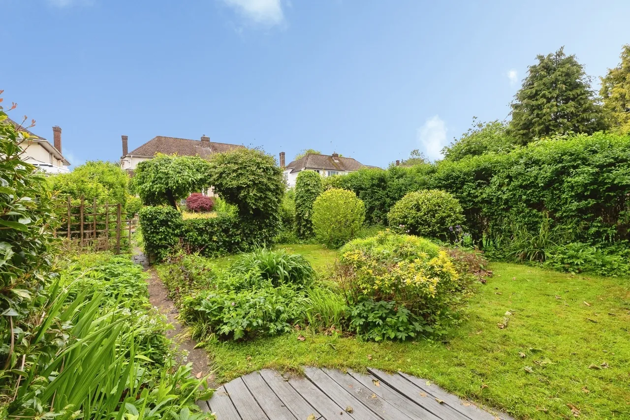 Mangotsfield Road, Mangotsfield, Bristol, BS16, photo 6