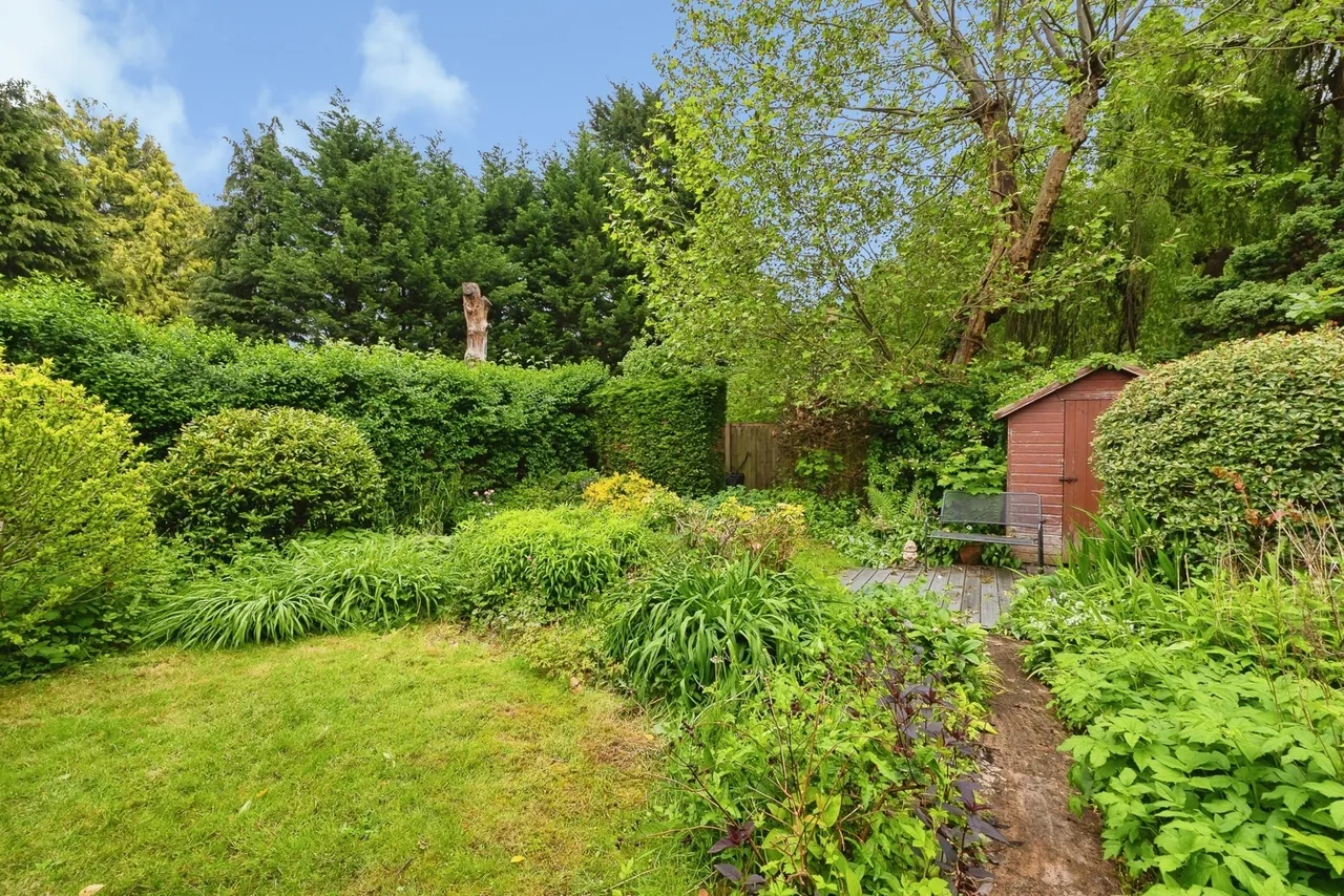 Mangotsfield Road, Mangotsfield, Bristol, BS16, photo 23