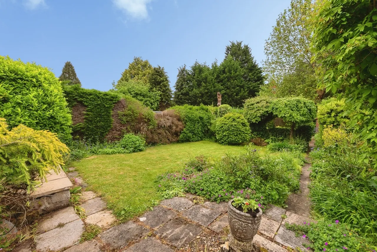 Mangotsfield Road, Mangotsfield, Bristol, BS16, photo 20