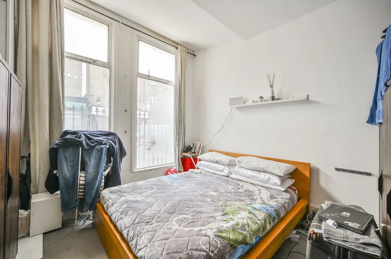 6 bed building for sale — 5 Crouch Hill, London