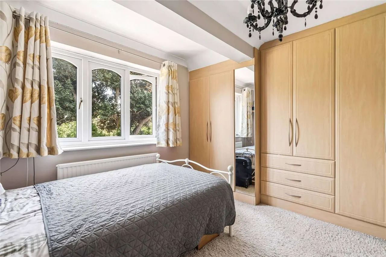 Solesbridge Lane, Chorleywood, Rickmansworth, Hertfordshire, WD3 5SR, photo 11