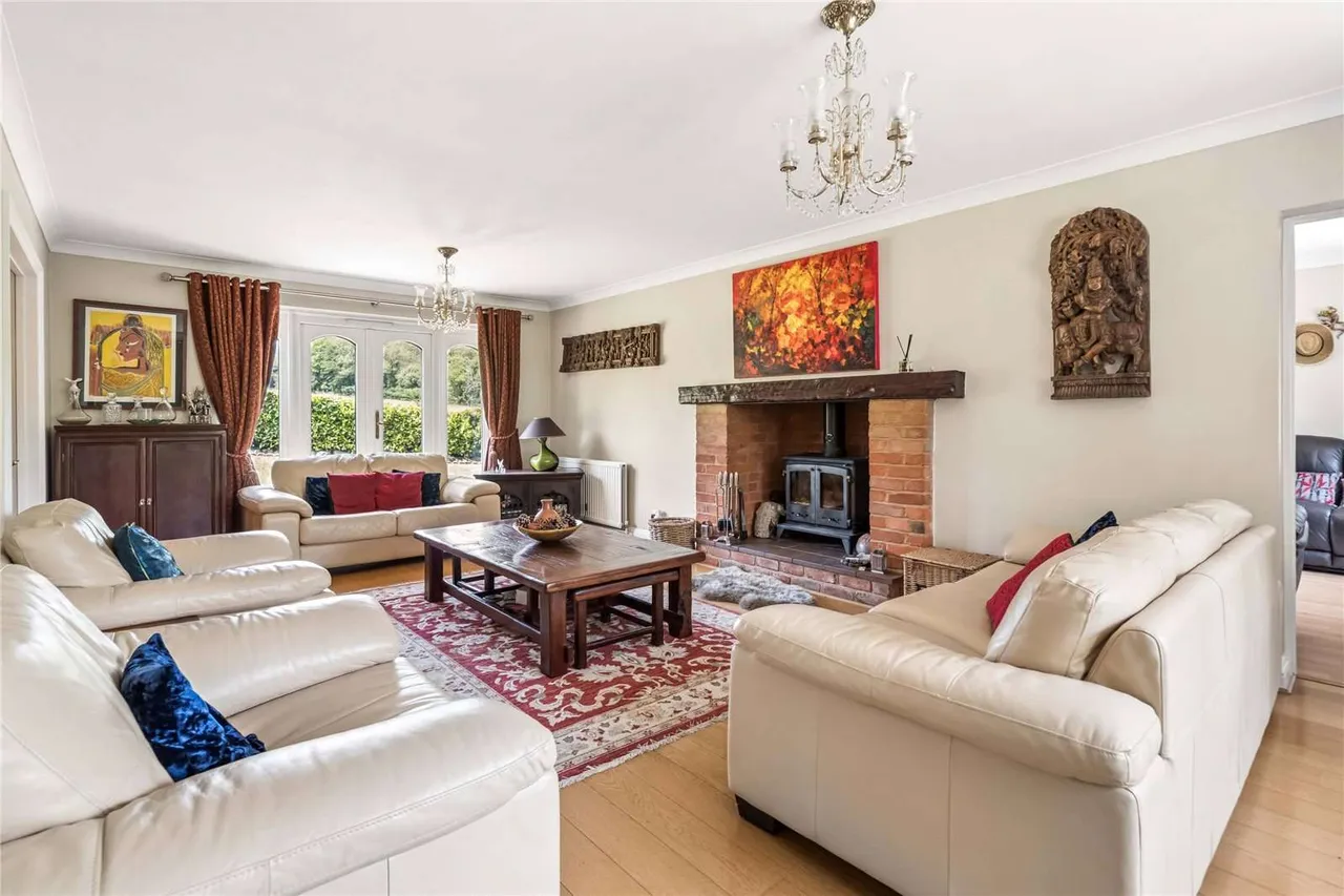 Solesbridge Lane, Chorleywood, Rickmansworth, Hertfordshire, WD3 5SR, photo 2