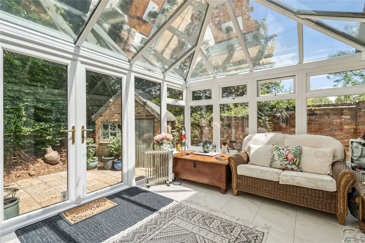 Solesbridge Lane, Chorleywood, Rickmansworth, Hertfordshire, WD3 5SR, photo 10