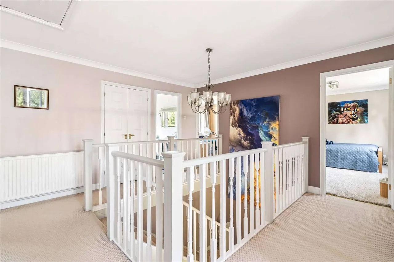 Solesbridge Lane, Chorleywood, Rickmansworth, Hertfordshire, WD3 5SR, photo 12