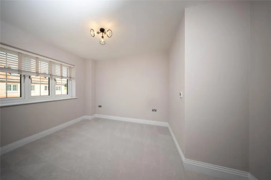 London Road, Ascot, RG12, photo 7