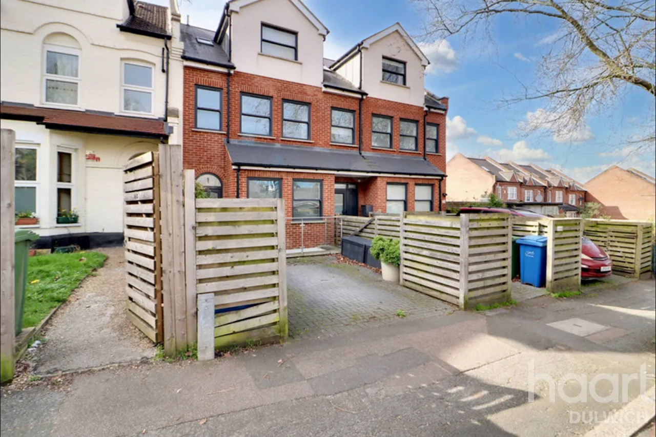 Lordship Lane, London, SE22, photo 18
