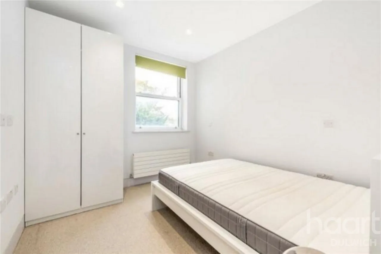 Lordship Lane, London, SE22, photo 5