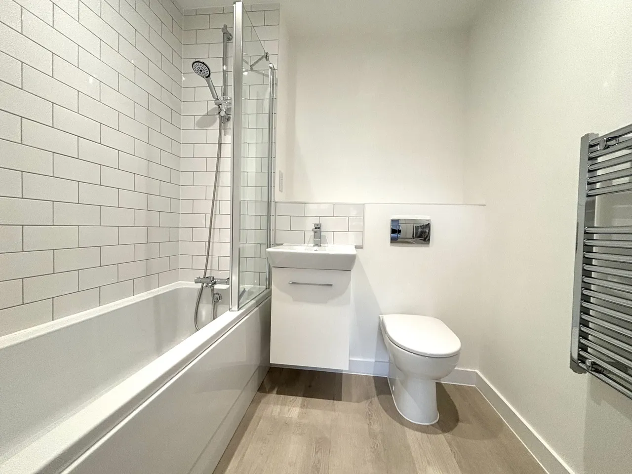 Griffiths Close, B12, photo 4