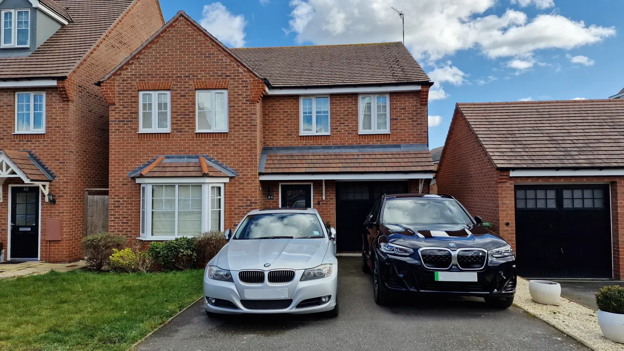 4 bed property to rent — Brackley Crescent, Warwick