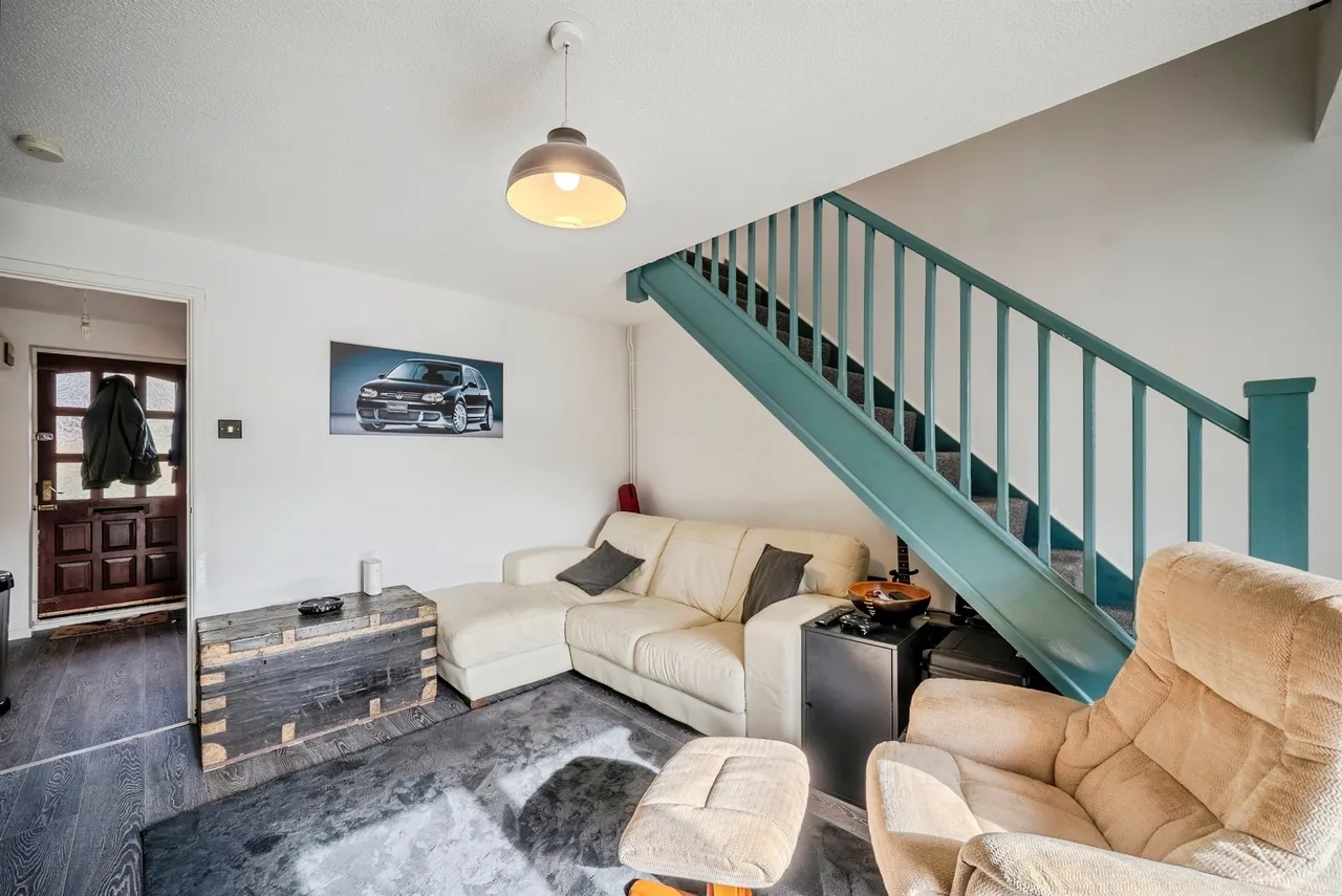 Eastholme Avenue, Belmont, HR2, photo 6