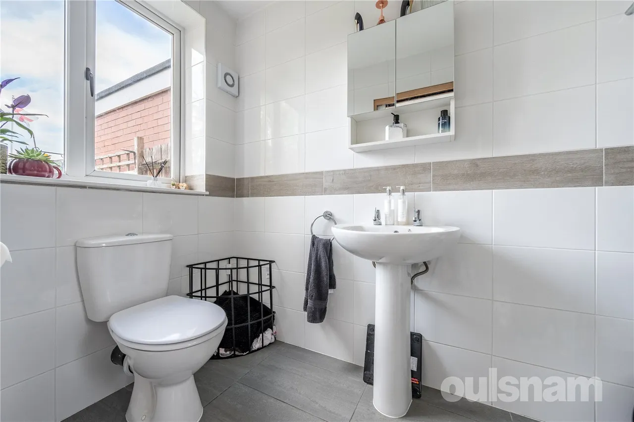 Batchley Road, Batchley, Redditch, Worcestershire, B97 6HY, photo 7
