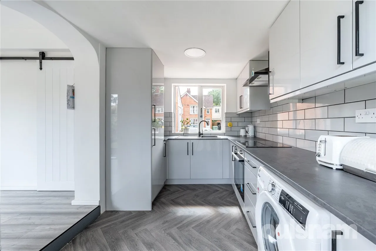 Batchley Road, Batchley, Redditch, Worcestershire, B97 6HY, photo 9