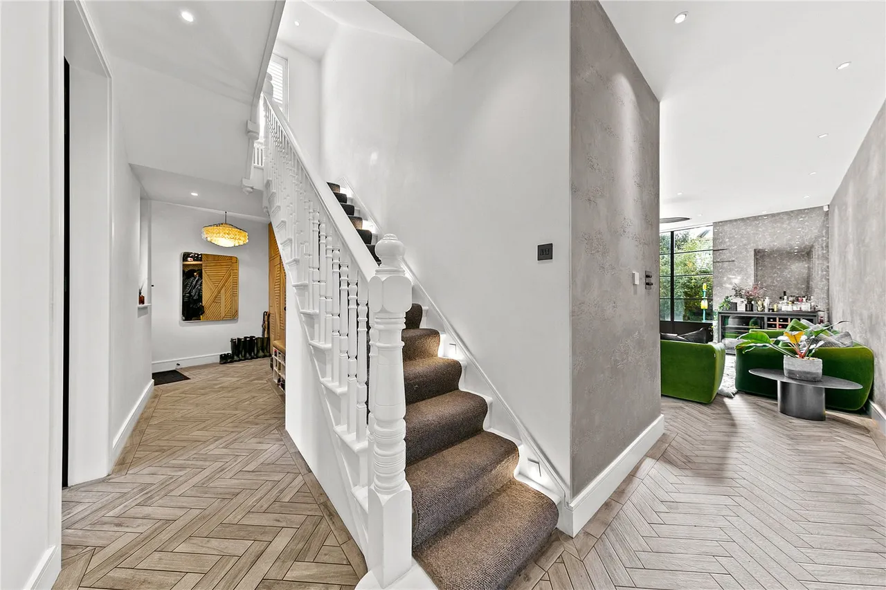 Vernon Road, East Sheen, SW14, photo 15
