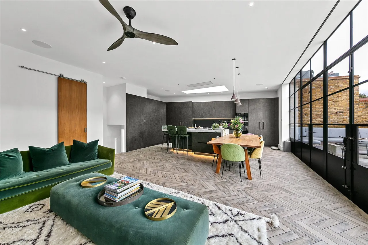 Vernon Road, East Sheen, SW14, photo 9