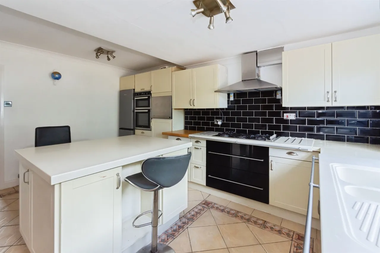 Cranmore Boulevard, Shirley, B90, photo 6