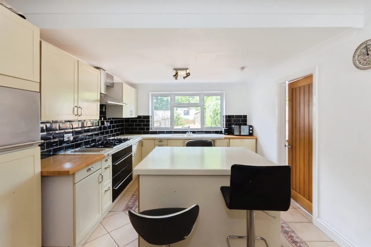 Cranmore Boulevard, Shirley, B90, photo 7