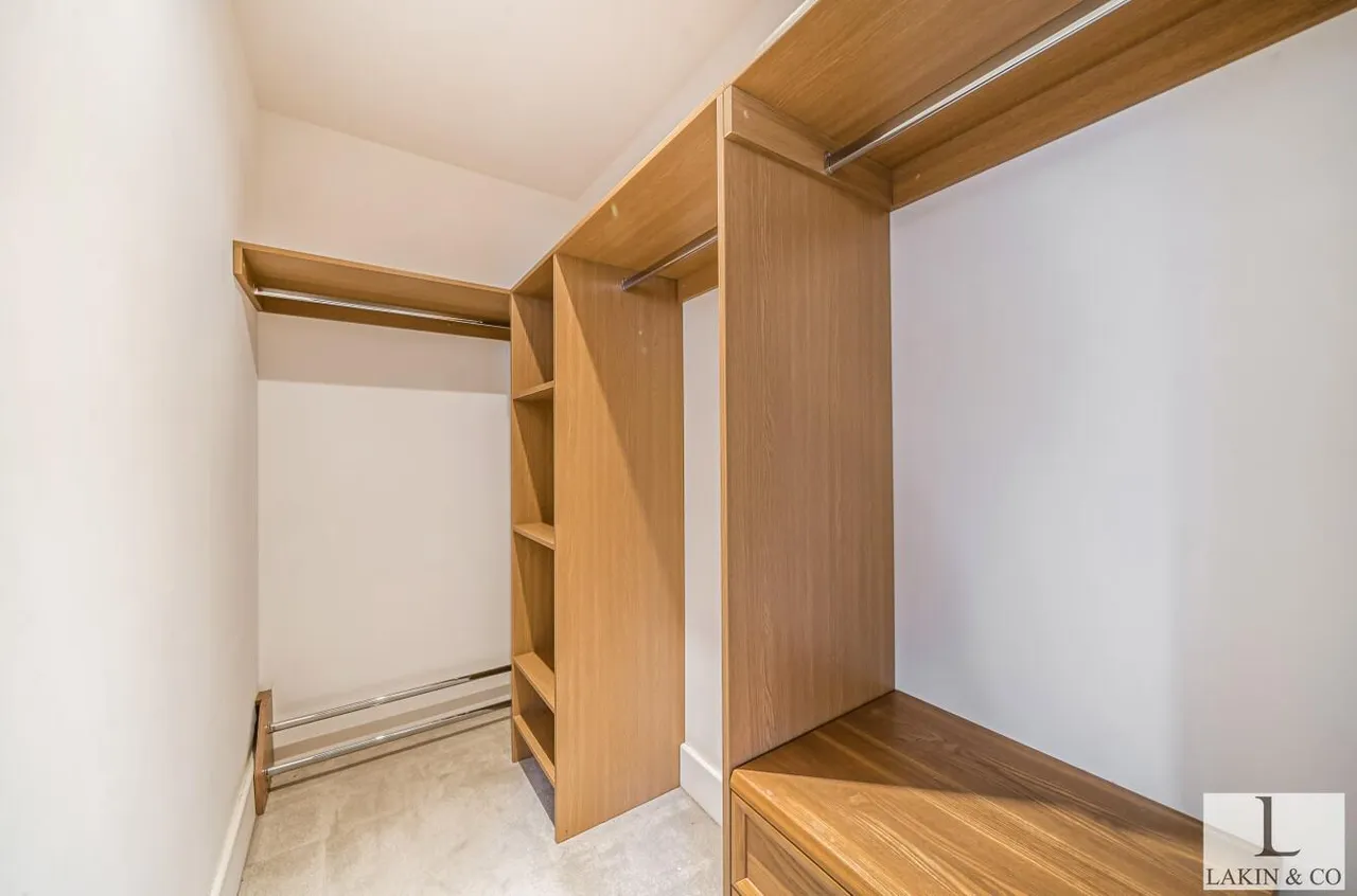 Josiah Drive, Ickenham, UB10 8FF, photo 6