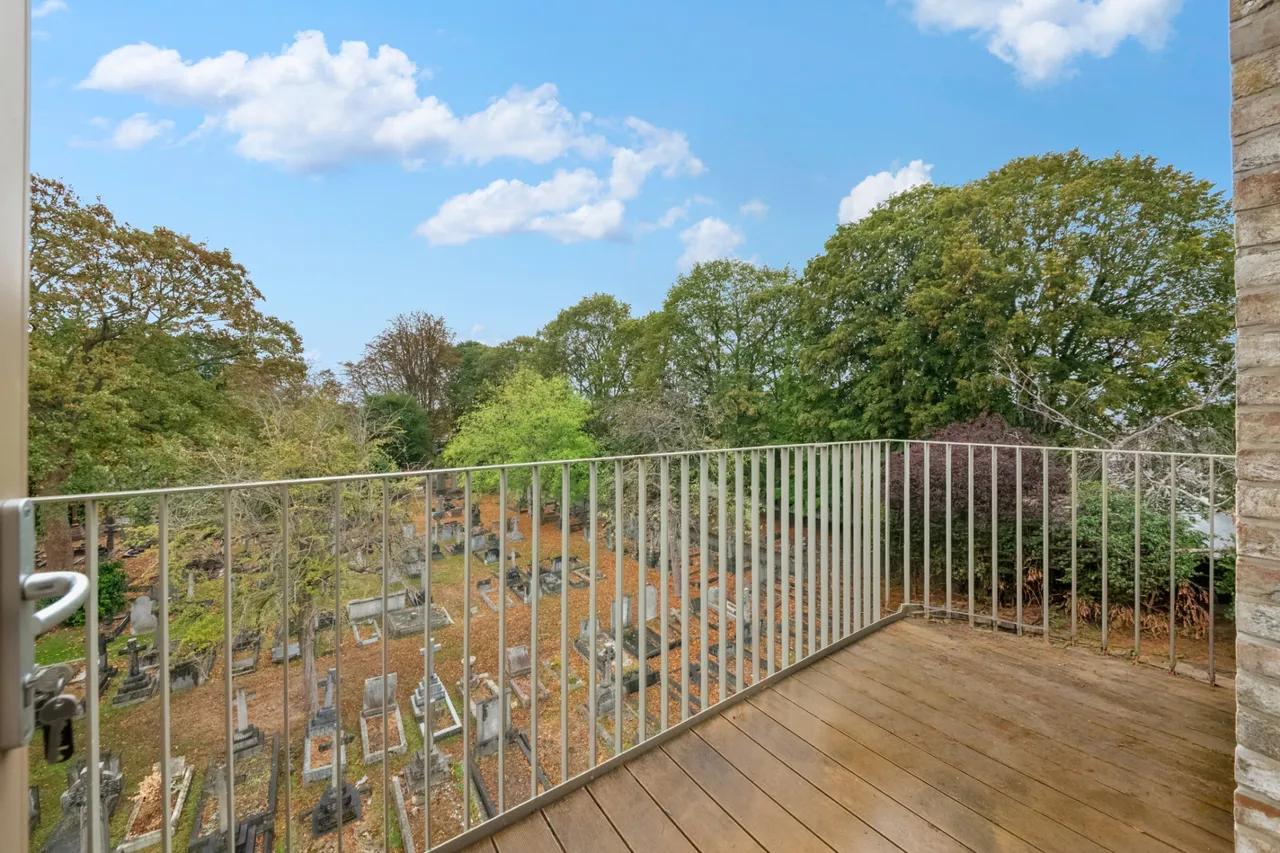 Uxbridge Road, Hanwell, W7, photo 12