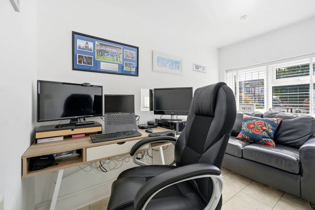 Marple Road, Offerton, SK2, photo 25