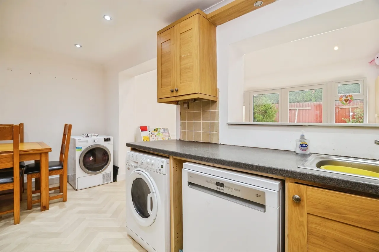 Staveley Grove, Stockton-On-Tees, photo 6
