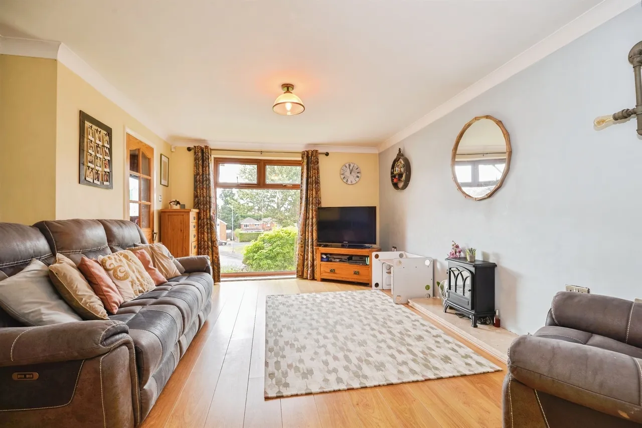 Staveley Grove, Stockton-On-Tees, photo 4