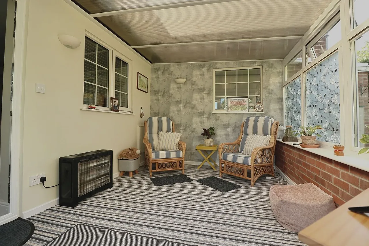 Dukes Road, PE19, photo 13