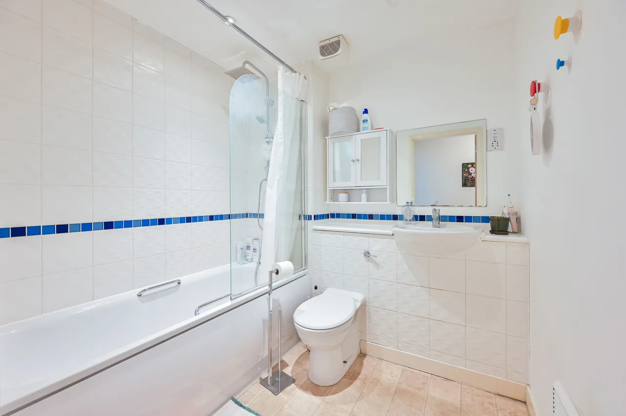 Flat 22, 60 St Georges Way, London, photo 8
