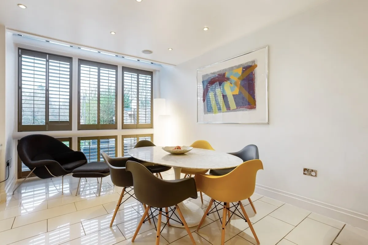 The Cloisters Bridgeman Drive SL4, photo 6