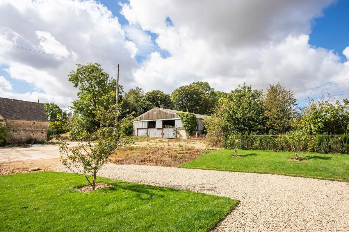 Barn at Scrubditch Farm, North Cerney, GL7, photo 19