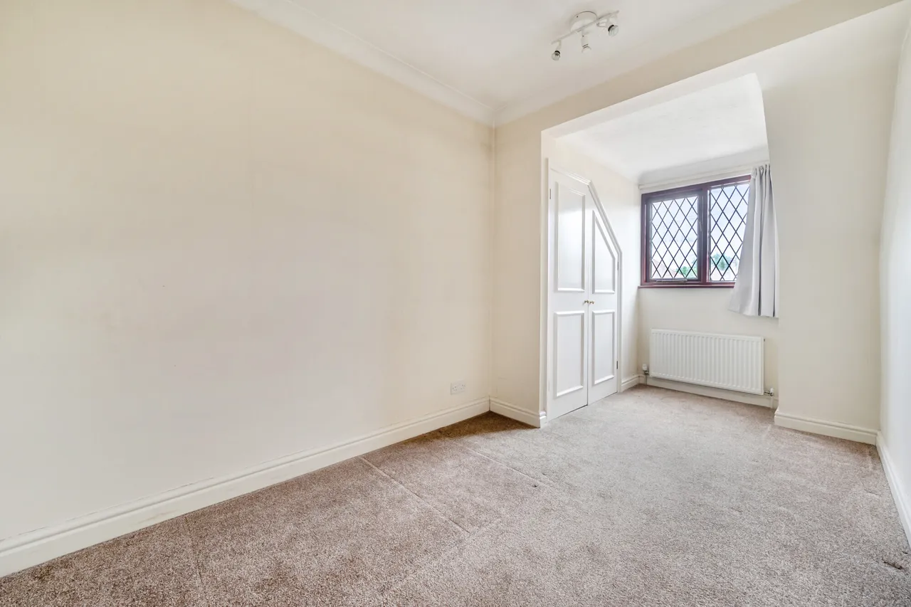 Llanbury Close, Gerrards Cross, SL9, photo 10
