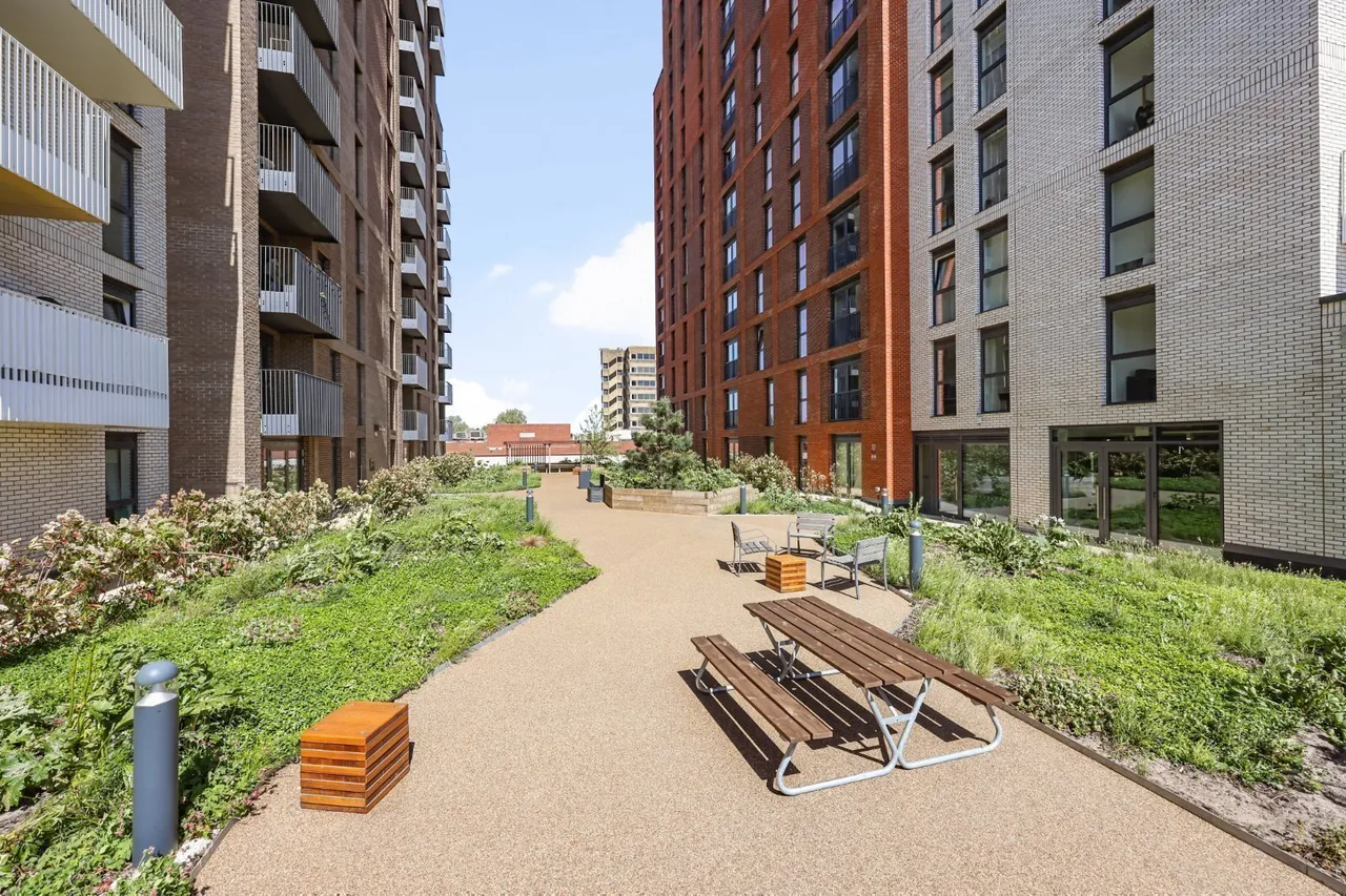 Garden Boulevard, Maidenhead, SL6, photo 12