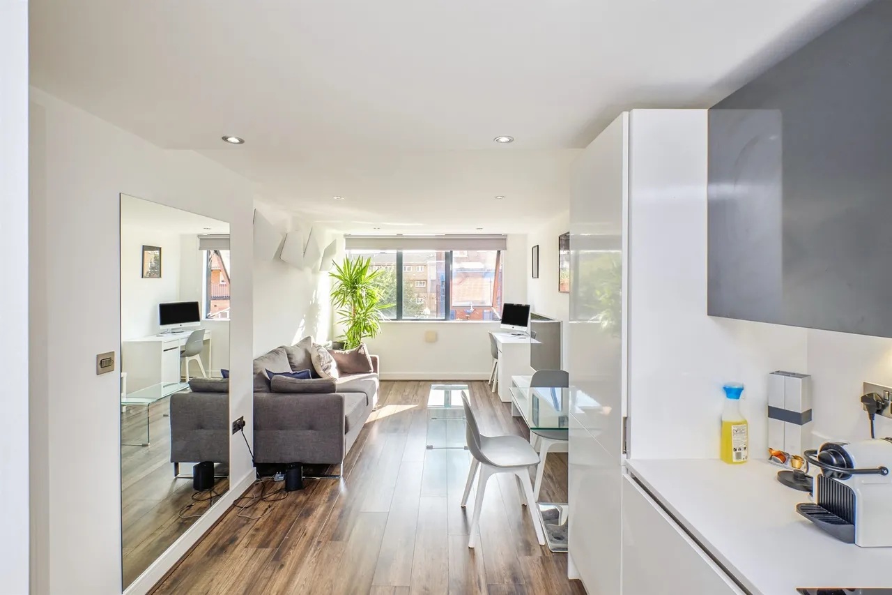 Wrentham Street, Birmingham, B5, photo 5