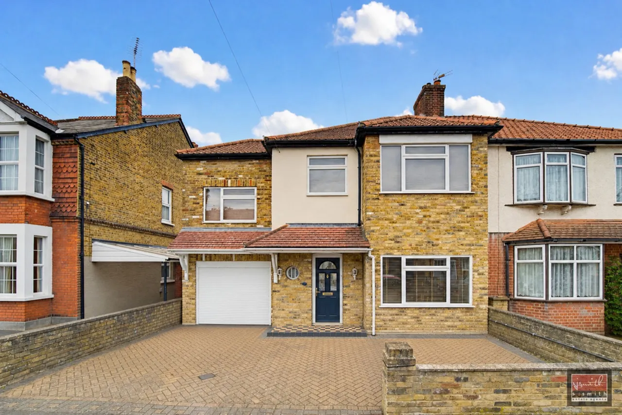 Rosefield Road, Staines-upon-Thames, TW18, photo 19
