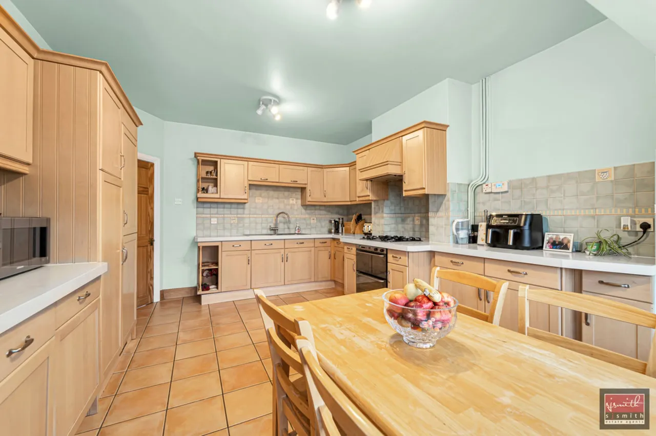 Rosefield Road, Staines-upon-Thames, TW18, photo 7