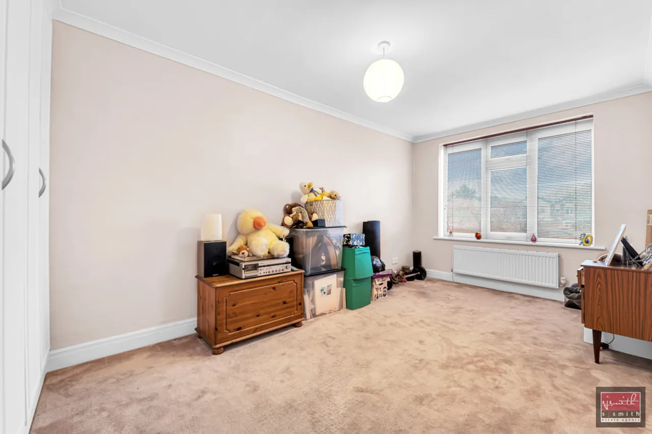 Rosefield Road, Staines-upon-Thames, TW18, photo 14