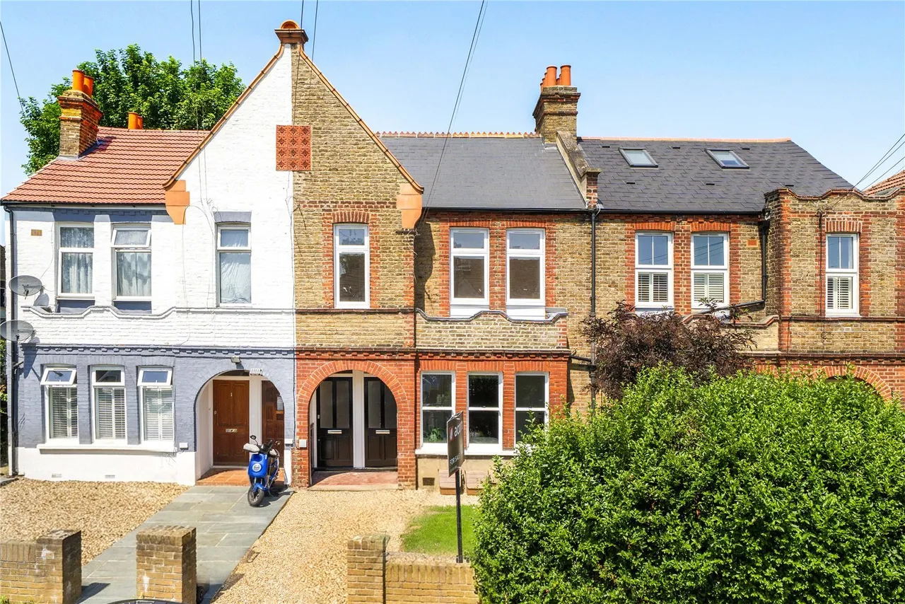 3 bed flat for sale — Loxton Road, SE23