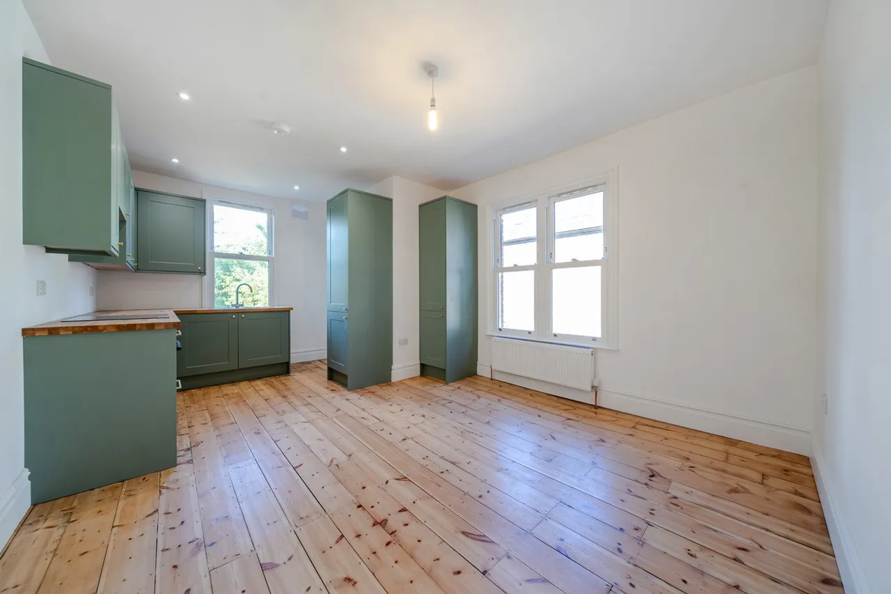 Loxton Road, SE23, photo 2
