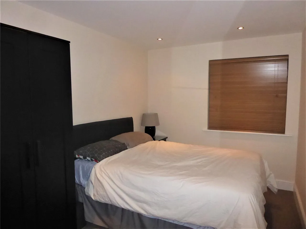 Hazelwood Road, Northampton, NN1, photo 5