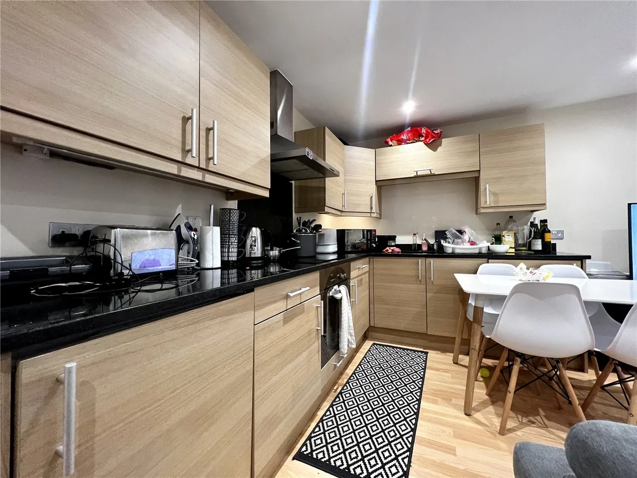 Hazelwood Road, Northampton, NN1, photo 3