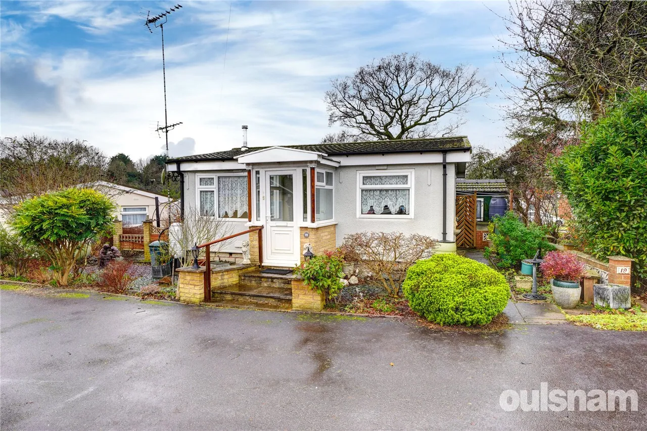 1 bed house for sale — Waterside Orchard, Bittell Farm Road, Hopwood, Alvechurch, B48 7AD