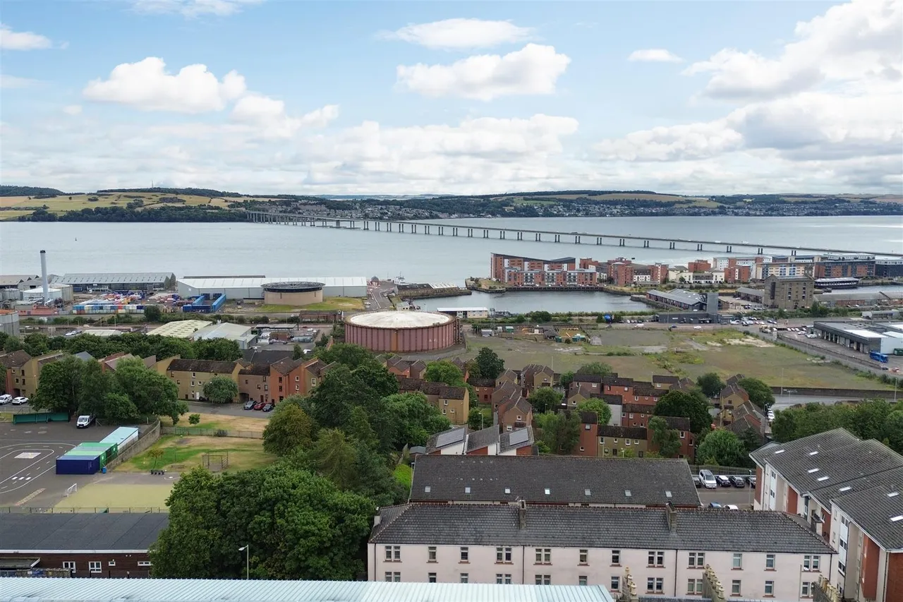 Arbroath Road, Dundee, photo 23