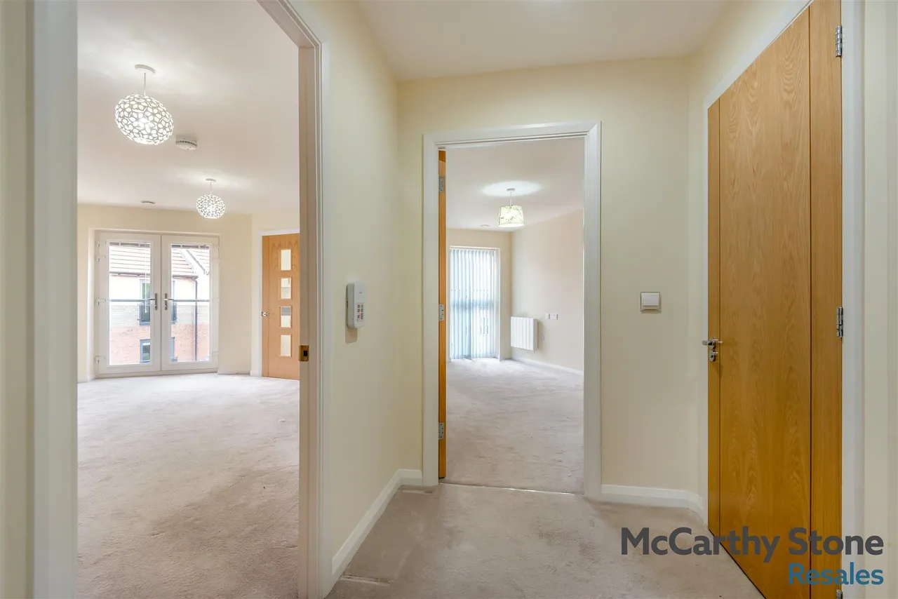 Kingsway, Stafford, ST16, photo 13