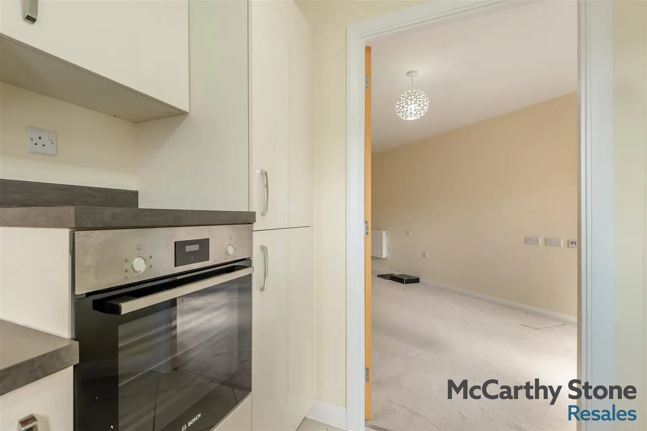 Kingsway, Stafford, ST16, photo 7