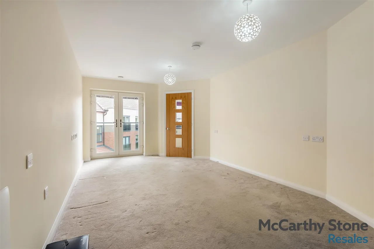 Kingsway, Stafford, ST16, photo 2