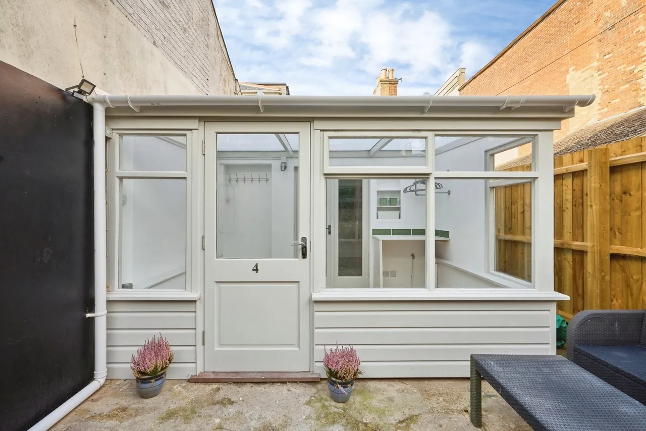 Lind Street, Ryde, PO33, photo 11