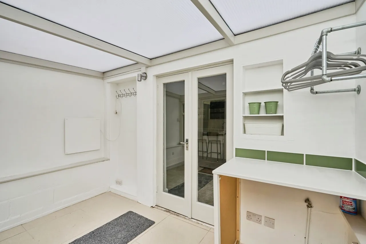 Lind Street, Ryde, PO33, photo 47