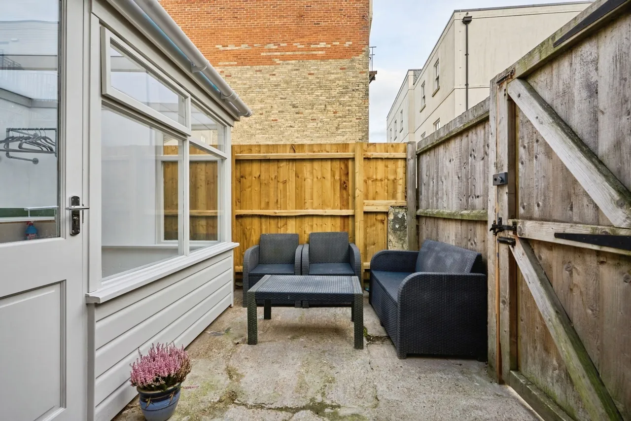 Lind Street, Ryde, PO33, photo 13