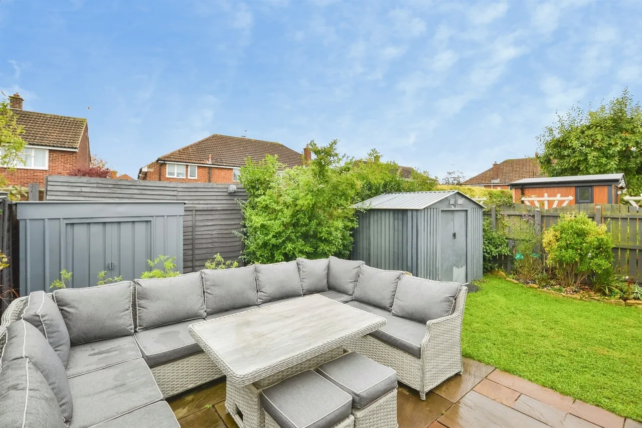 Hampton Close, Nunthorpe, TS7, photo 18