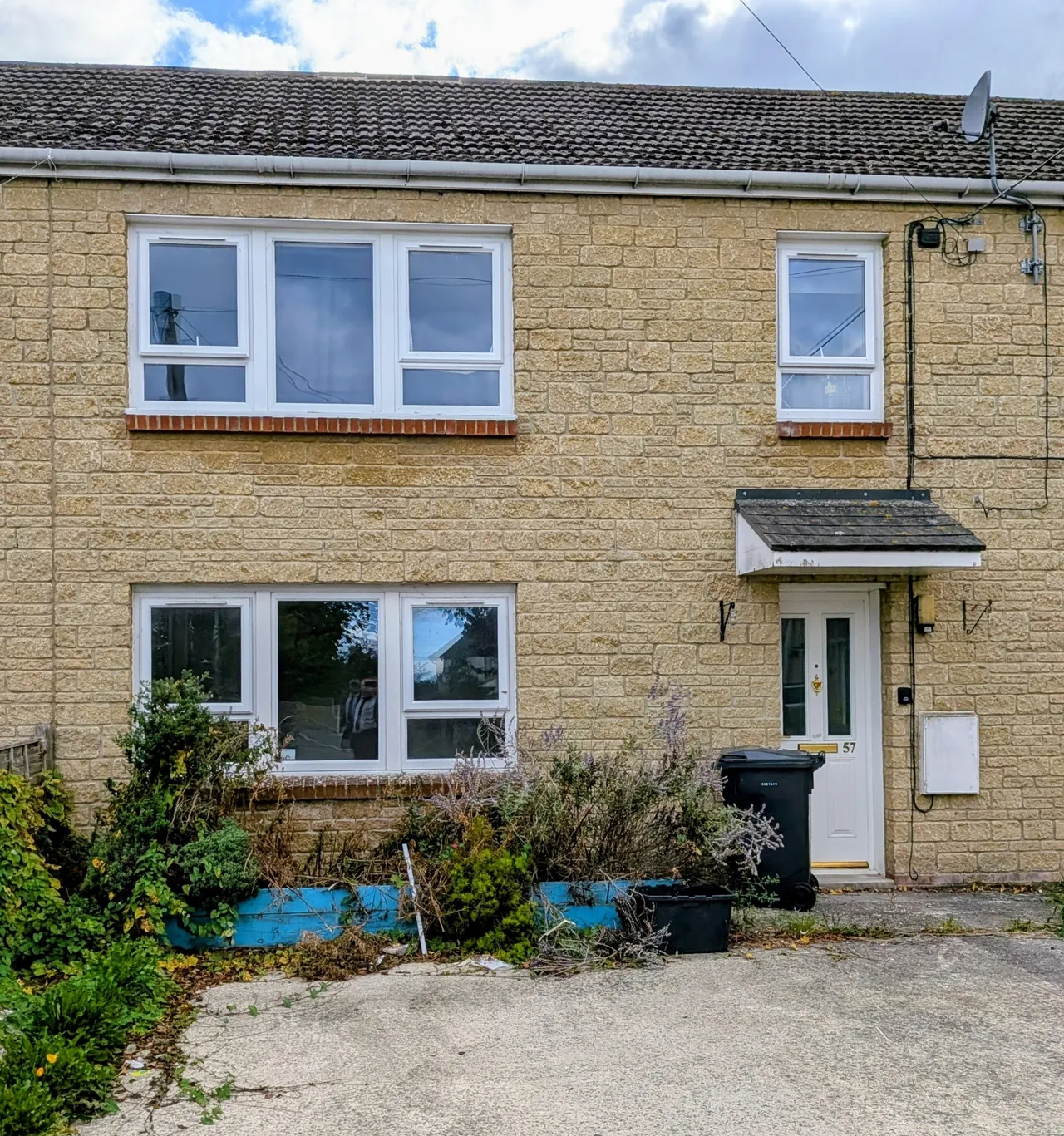 2 bed flat to rent, Thurlocks, Tintinhull, BA22